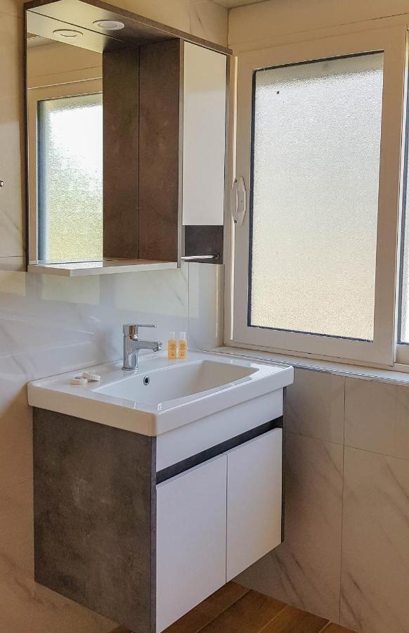 Villa Goliku Pestani Kültér fotó