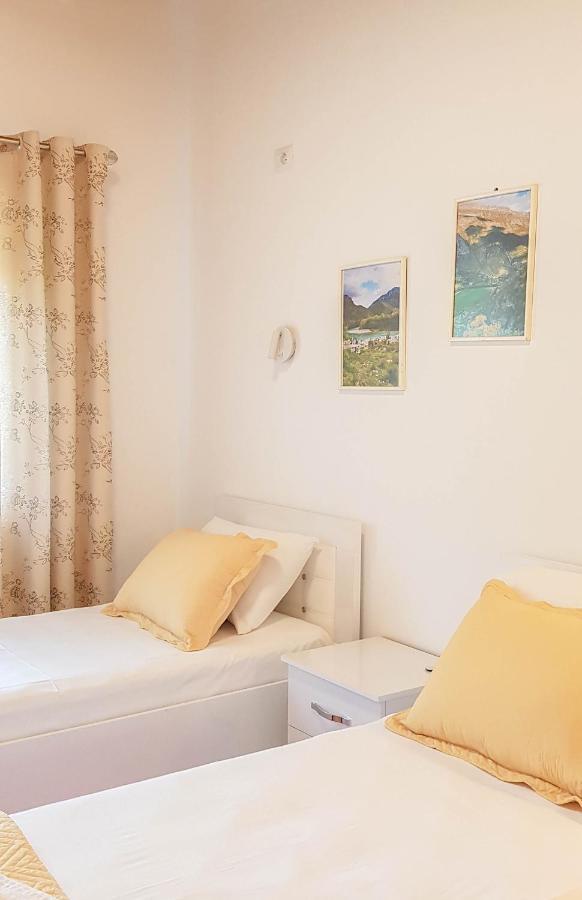 Villa Goliku Pestani Kültér fotó