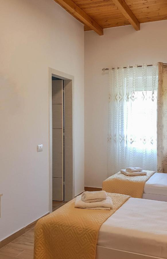 Villa Goliku Pestani Kültér fotó