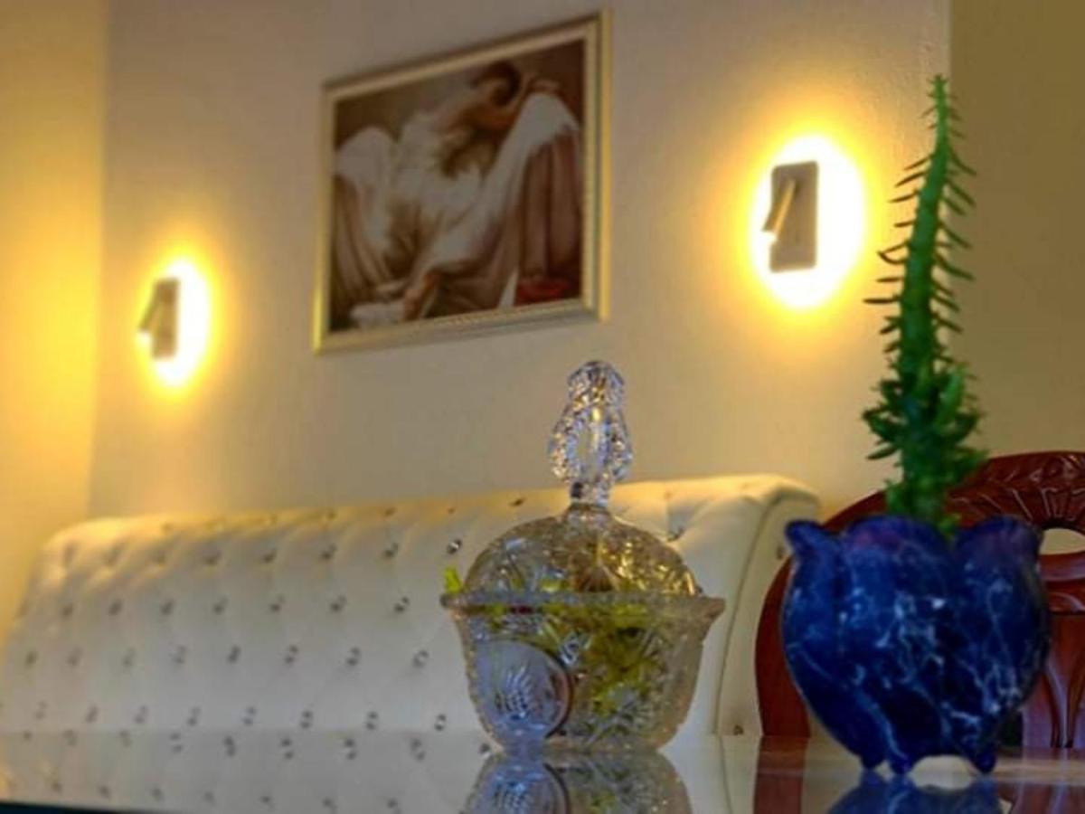 Villa Goliku Pestani Szoba fotó