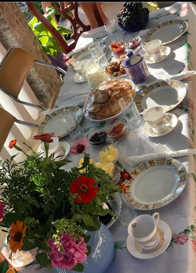Villa Goliku Pestani Kültér fotó