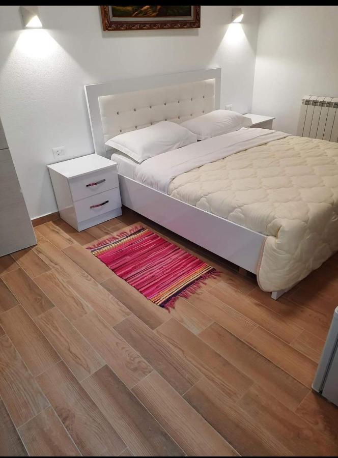 Villa Goliku Pestani Kültér fotó